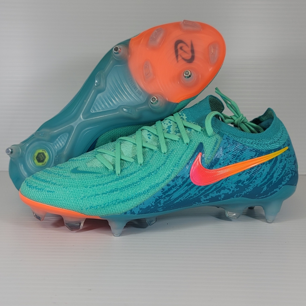 Mens Size 8.5 Nike Phantom GX II Elite SG-Pro AC Soccer Cleats FZ4912-300
